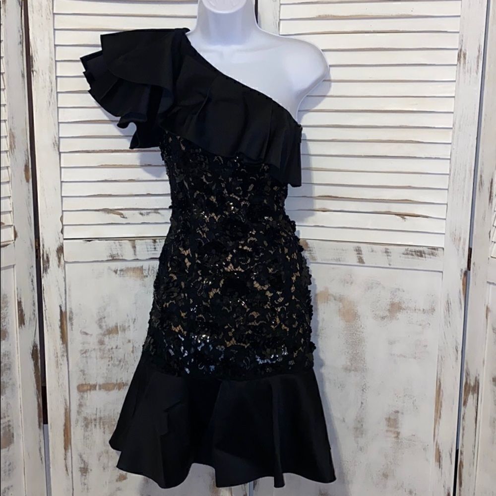 Michael Kors Collection 2018 Cocktail Dress - Picture 3 of 16